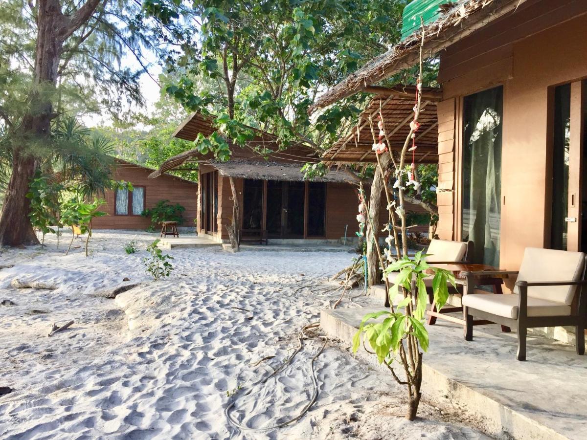 La Ong Lay Hotel Koh Phayam Exterior foto