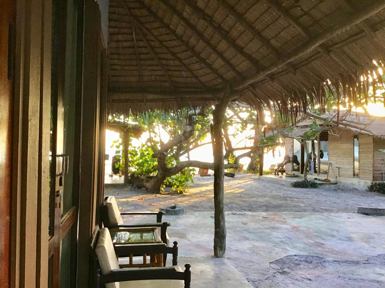 La Ong Lay Hotel Koh Phayam Exterior foto